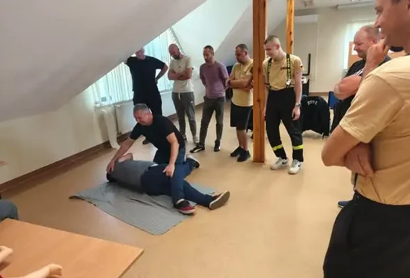 21 strażaków OSP z powiatu oławskiego rozpoczęło szkolenie z KPP
