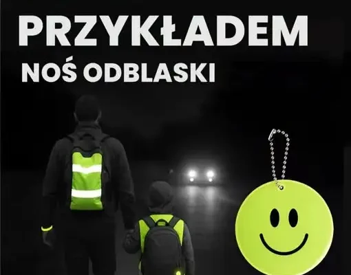 Policja w Oławie apeluje o odblaski. Jesienią pieszy jest widoczny za późno