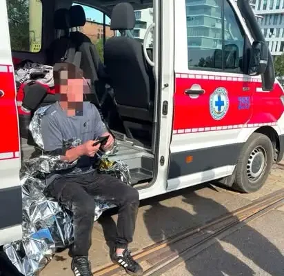 Wrocław: Mężczyzna wpadł do Odry pod Mostami Mieszczańskimi. Wcześniej pił alkohol