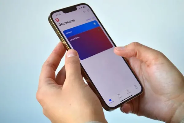 mObywatel Junior z biometrią i powiadomieniami push. Uczniowie zyskają wygodniejszy dostęp